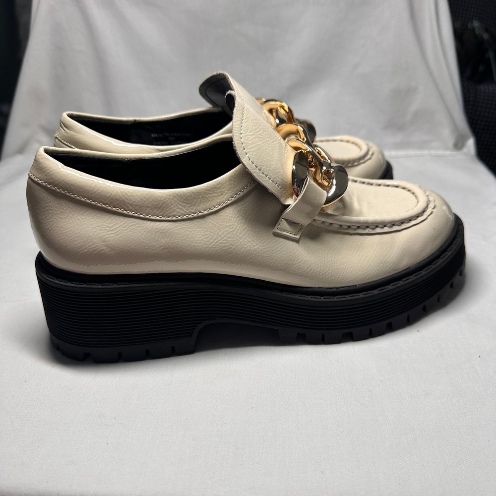 Steve Madden Women's Malvern Loafer, Bone Patent Chain, | Loafers & Slip-Ons
